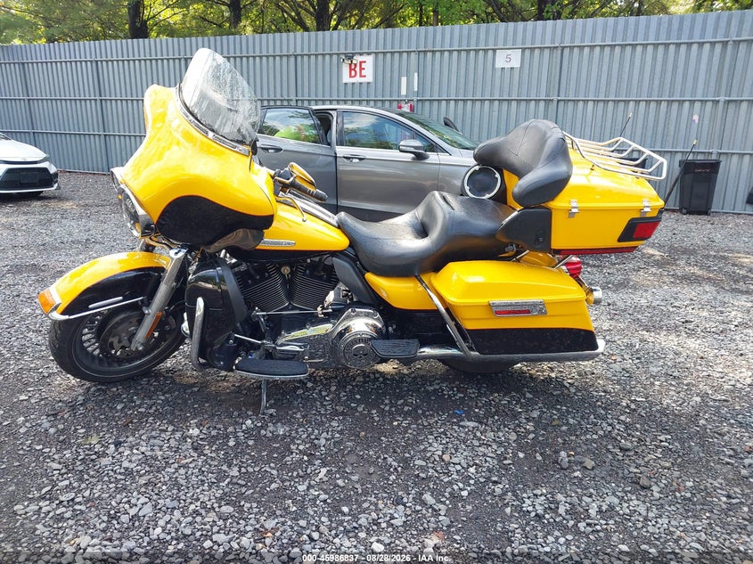 HARLEY-DAVIDSON FLHTK 2013