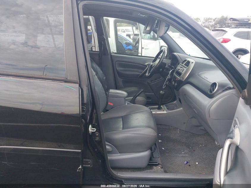 2002 TOYOTA RAV4 auction photo 5