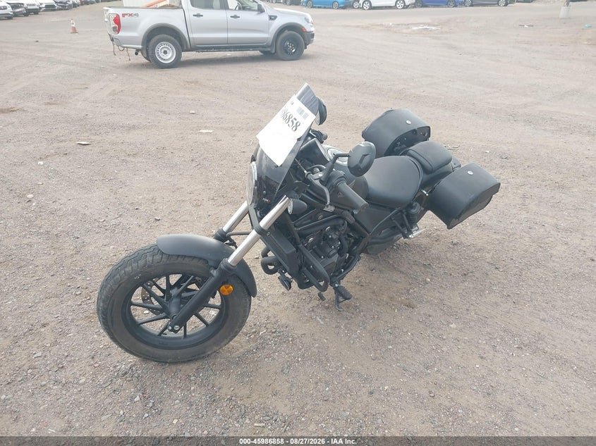2022 Honda Cmx500, Left Side, IAAI, VIN MLHPC5607N5500013 — photo 2