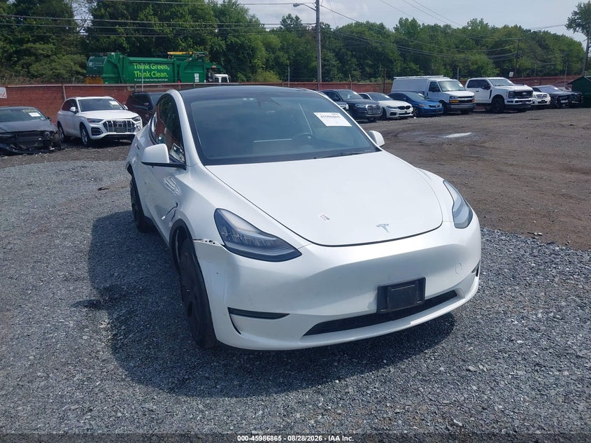 TESLA MODEL Y - zdjęcie 20
