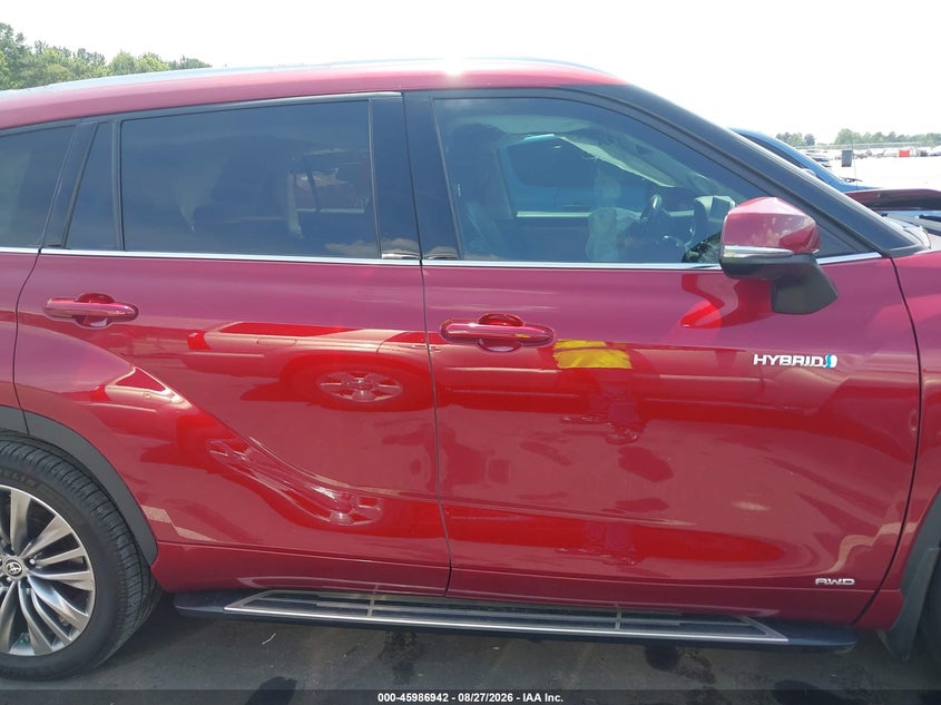 TOYOTA HIGHLANDER - zdjęcie 13