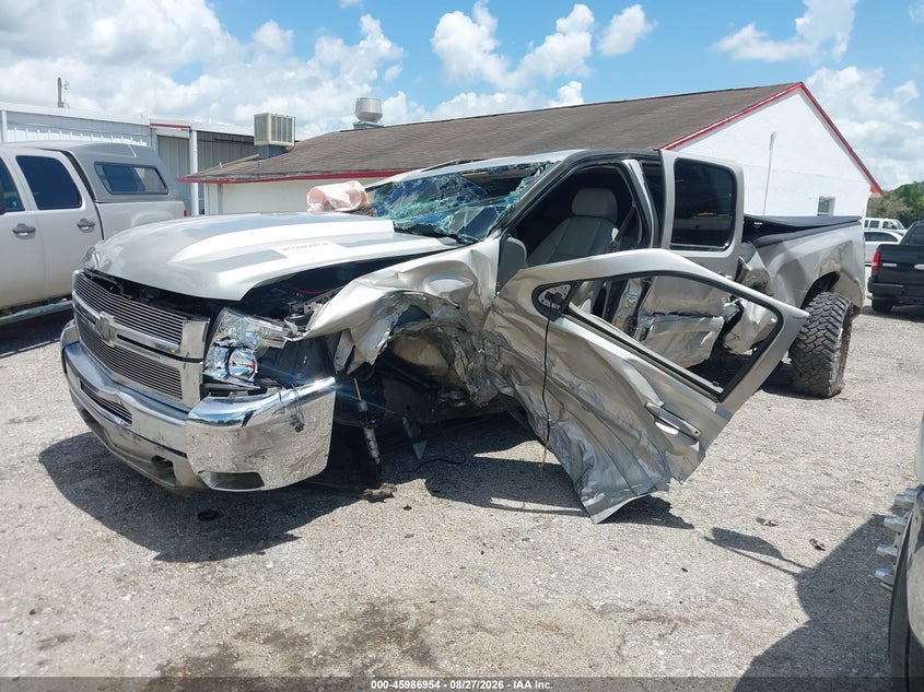 2008 Chevrolet Silverado, All Over, IAAI, VIN 1GCHK33698F126803 — photo 2