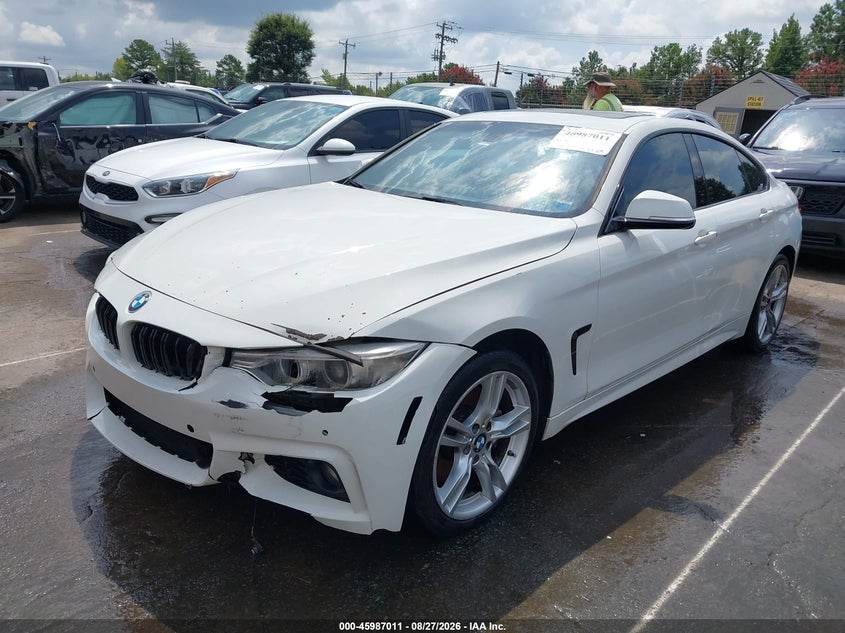 2017 BMW 4er, Перёд и зад, IAAI, VIN WBA4F9C50HG791948 — фото 2