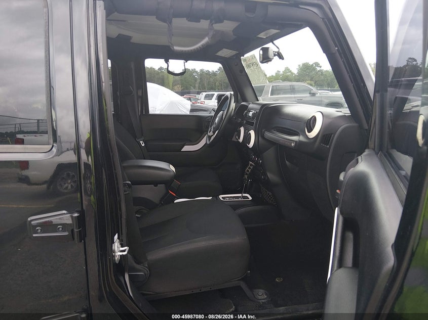 2016 JEEP WRANGLER UNLIMITED auction photo 5