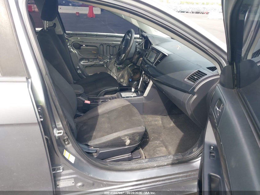 2017 MITSUBISHI LANCER auction photo 5