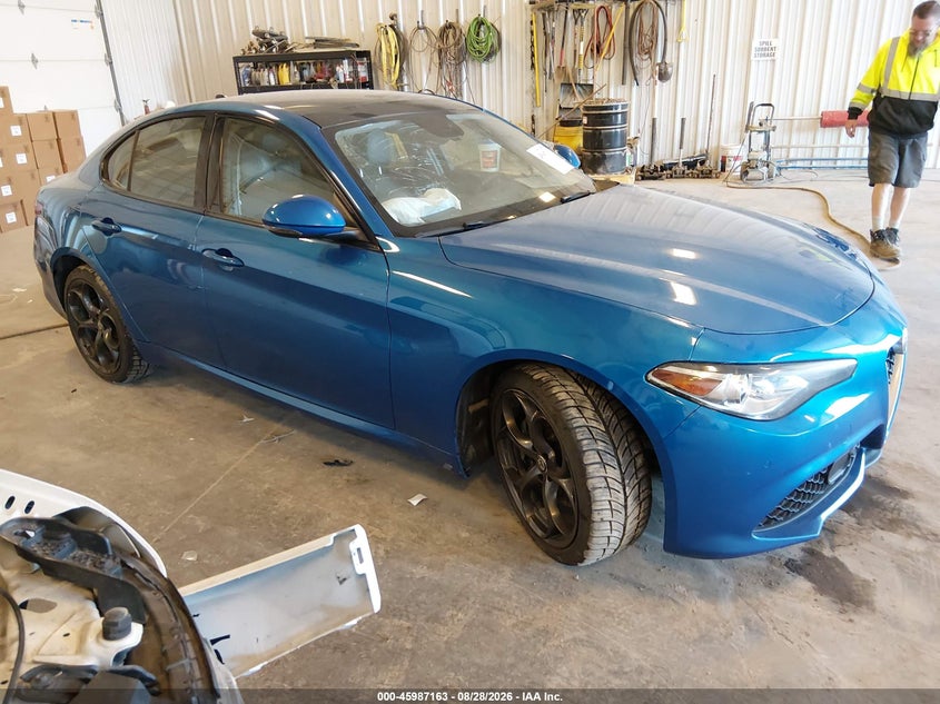 Vin: zarfaeen8j7579505, lot: 46486436, alfa romeo giulia ti sport awd 20181
