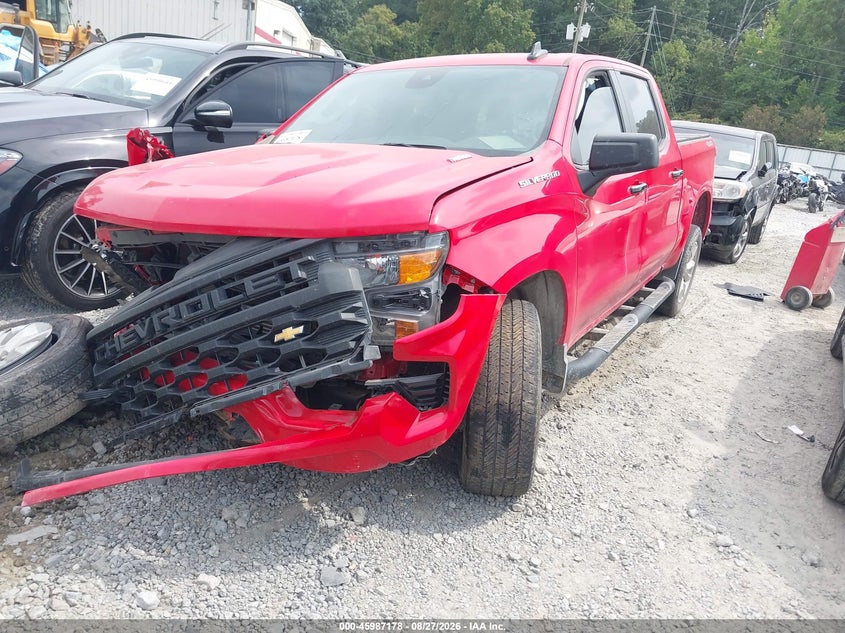 2024 Chevrolet Silverado, Front End, IAAI, VIN 3GCPDBEK1RG432064 — photo 2