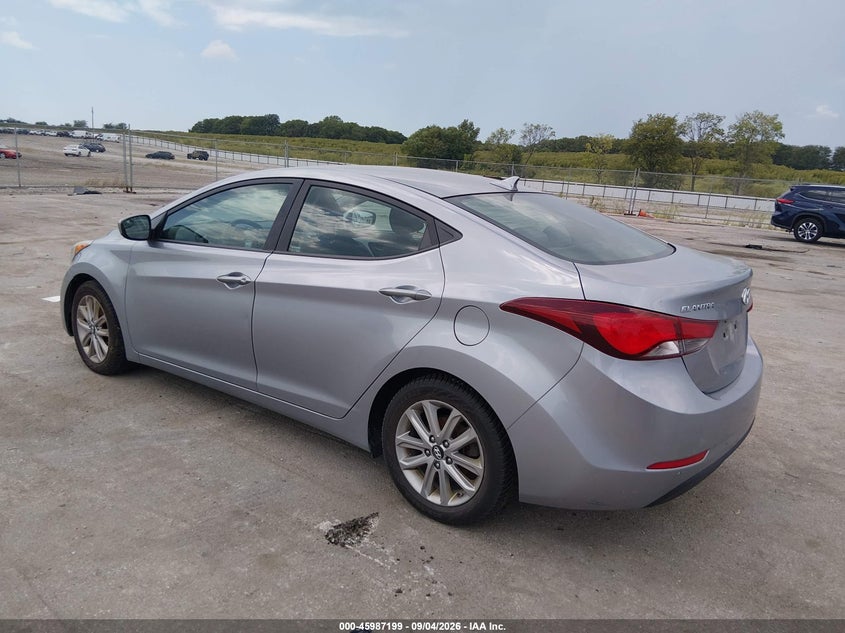 2015 HYUNDAI ELANTRA auction photo 3