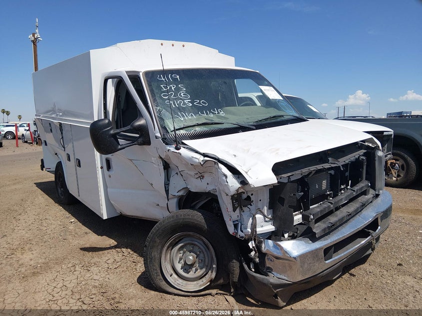 2025 FORD E-350 CUTAWAY — zdjęcie z aukcji