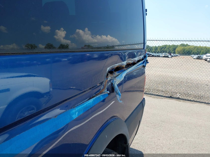2011 MERCEDES-BENZ SPRINTER 2500 auction photo 6