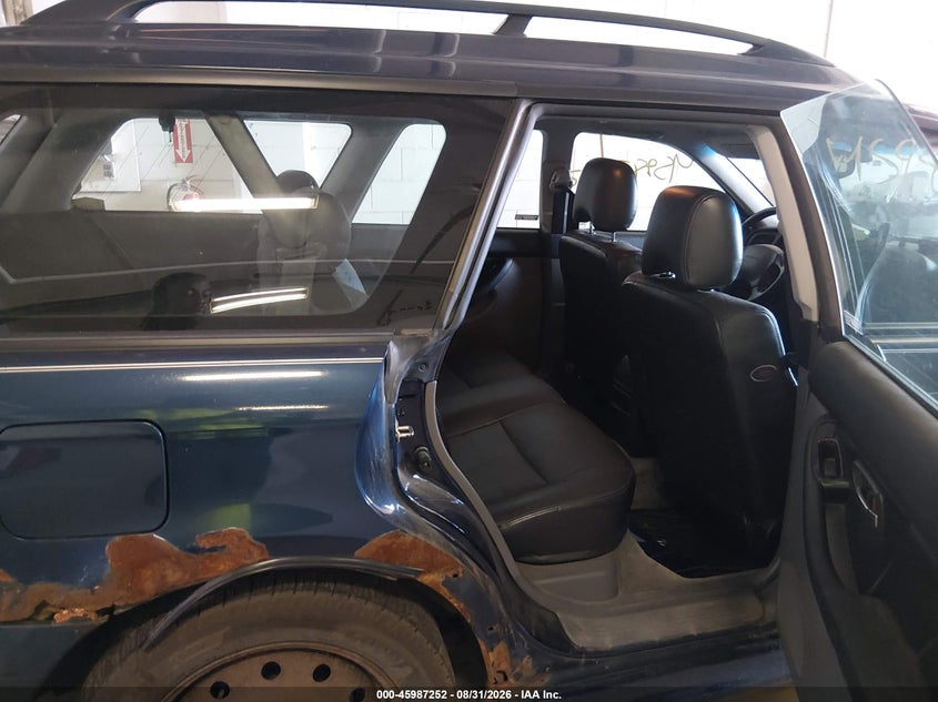 2004 SUBARU LEGACY auction photo 8