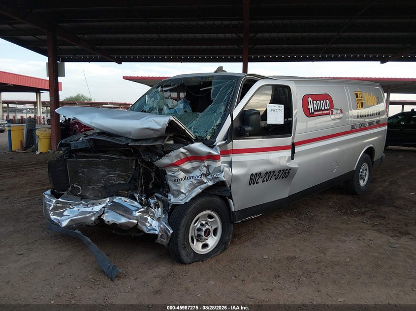 2022 GMC Savana Cargo Rwd 3500 Extended Wheelbase Work Van, Left Front, IAAI, VIN 1GTZ7HF7XN1173354 — photo 2