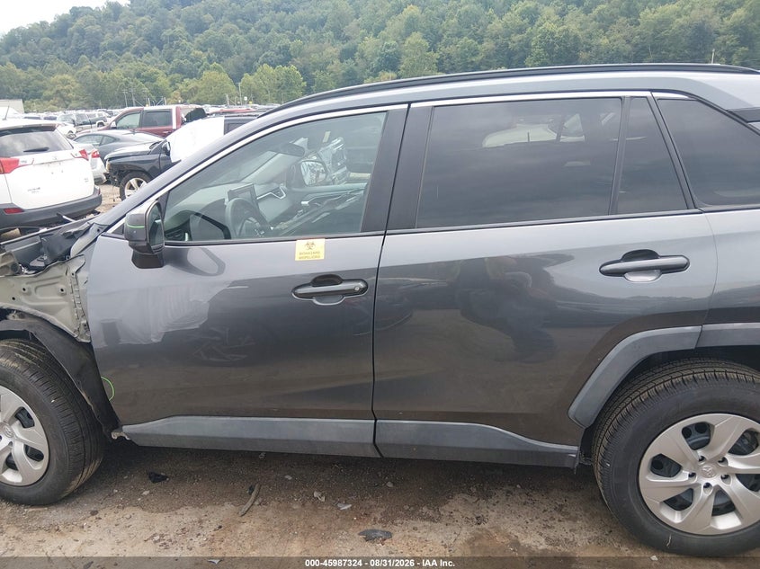 TOYOTA RAV4 - zdjęcie 14