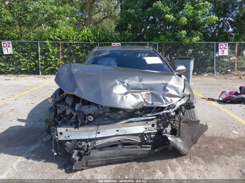 lot image 4