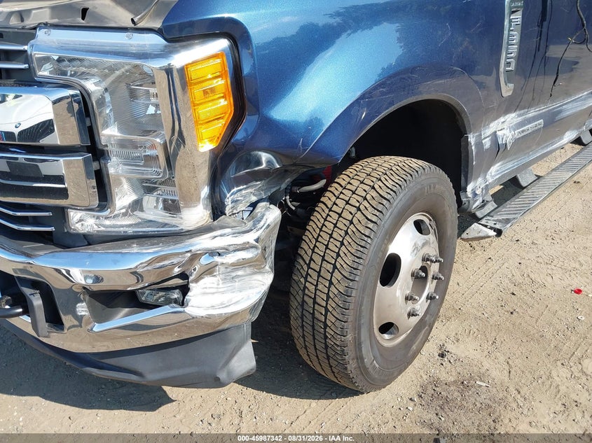 2017 FORD F-350 auction photo 6