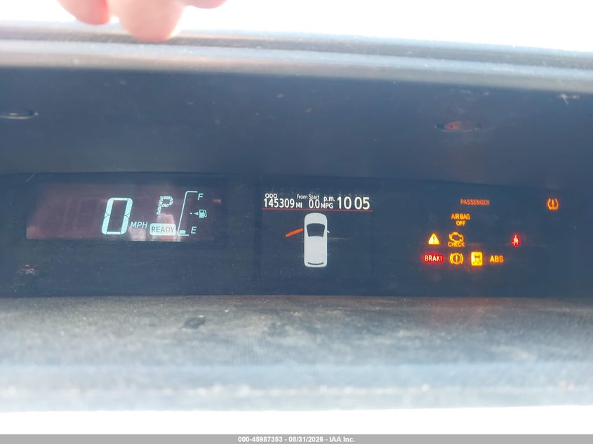 2014 TOYOTA PRIUS C auction photo 7