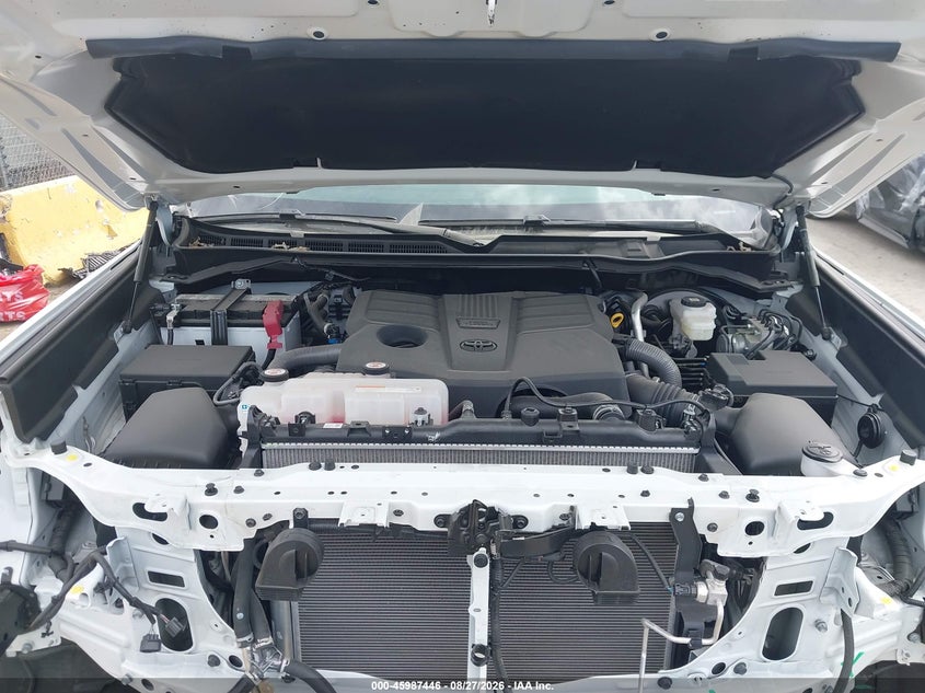TOYOTA TUNDRA - zdjęcie 10