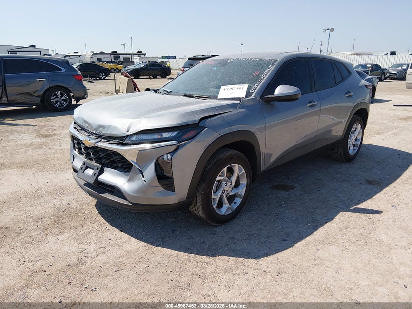 2026 Chevrolet Trax, Front End, IAAI, VIN KL77LFEP7TC008188 — photo 2