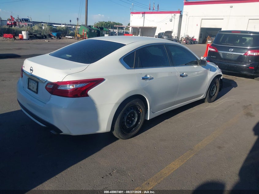2016 NISSAN ALTIMA auction photo 4