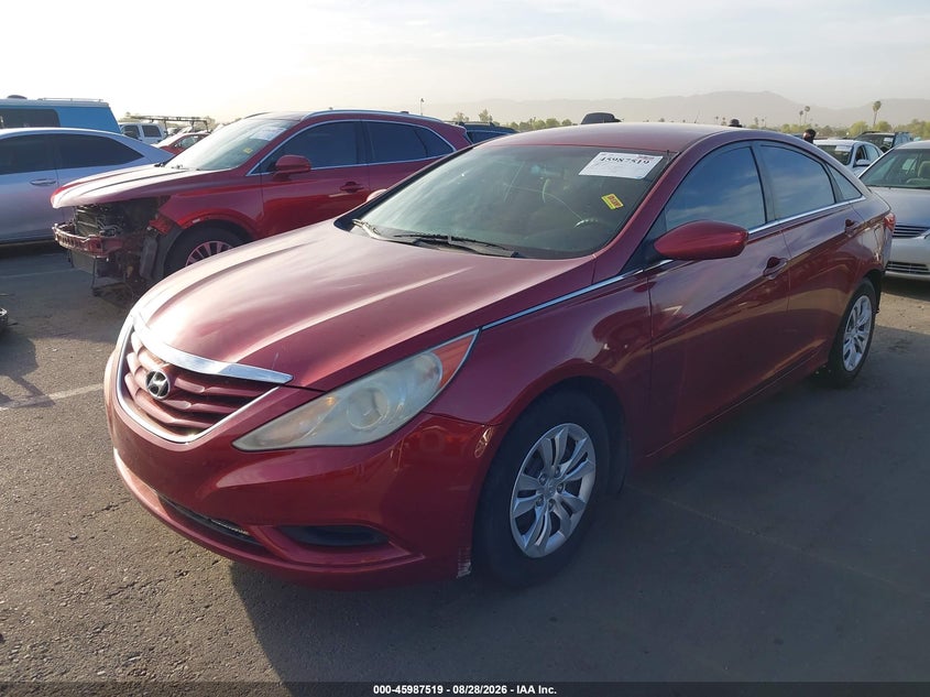 2011 Hyundai Sonata, Удар сзади, IAAI, VIN 5NPEB4ACXBH239030 — фото 2