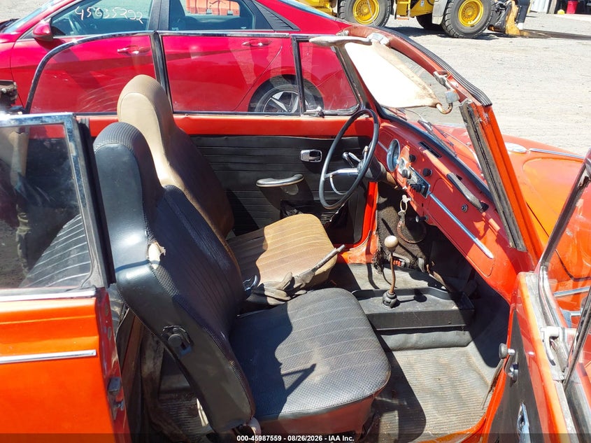 1967 VOLKSWAGEN BEETLE CONVERTIBLE auction photo 5