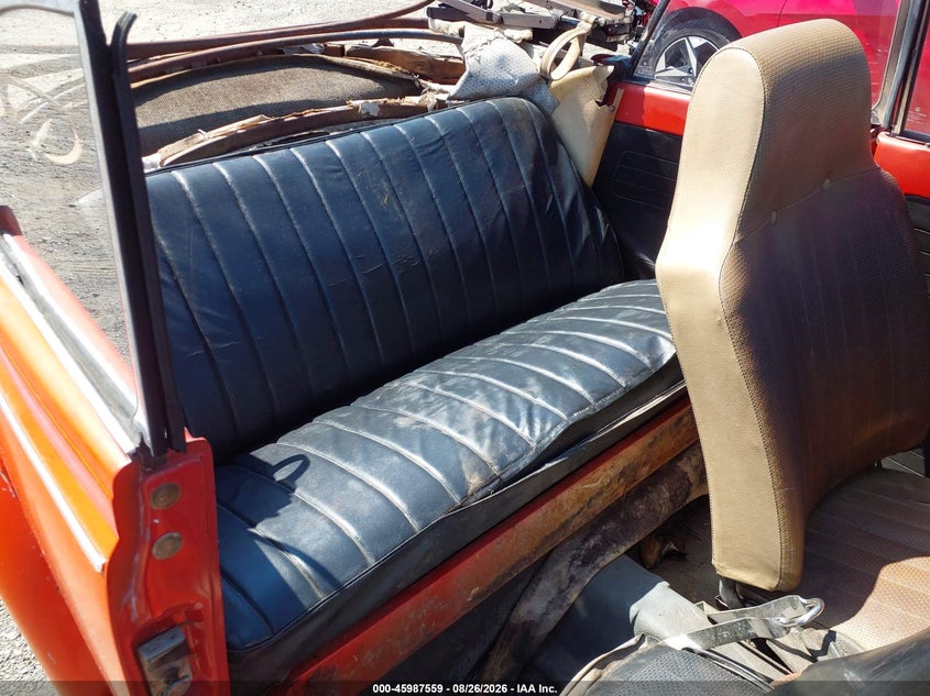 1967 VOLKSWAGEN BEETLE CONVERTIBLE auction photo 8