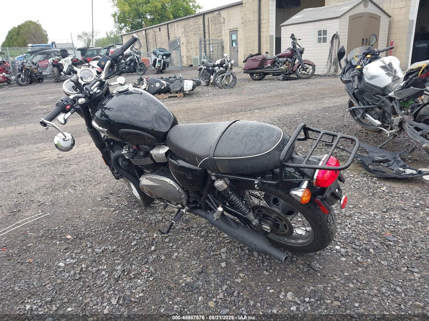 2017 TRIUMPH MOTORCYCLE BONNEVILLE auction photo 3
