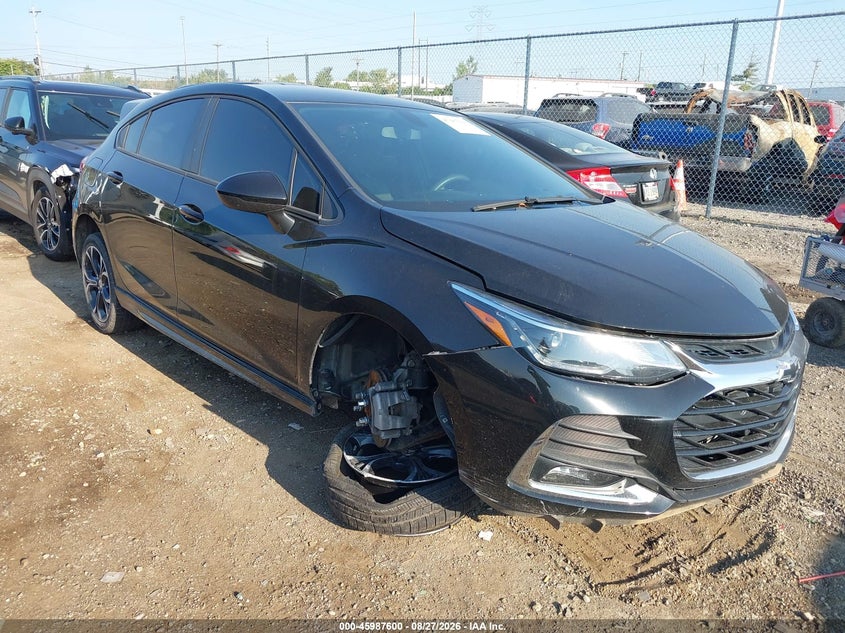 2019 CHEVROLET CRUZE auction photo 1