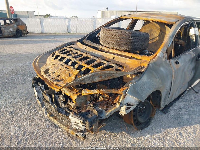 2025 TOYOTA COROLLA auction photo 6