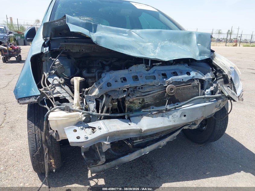 2008 TOYOTA YARIS auction photo 6