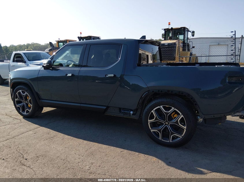 2026 RIVIAN R1T TRI MOTOR MAX PACK · Фото 15