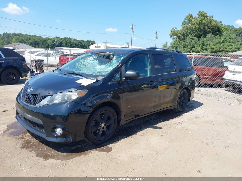 2012 Toyota Sienna, Storm Damage, IAAI, VIN 5TDXK3DC1CS213295 — photo 2