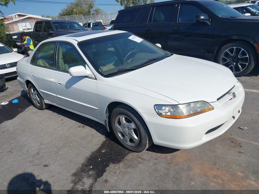 1998 HONDA ACCORD auction photo 1
