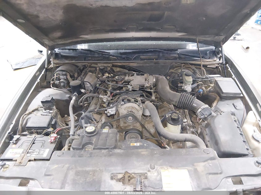 MERCURY GRAND MARQUIS 2002 VIN 2MEFM75W42X623578