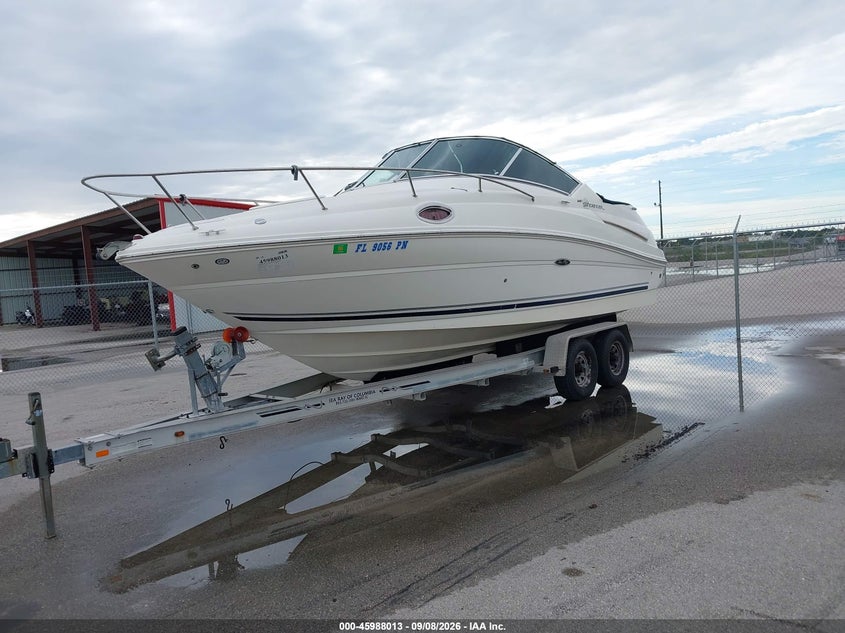 2008 SEA RAY 240 SUNDANCER auction photo 2