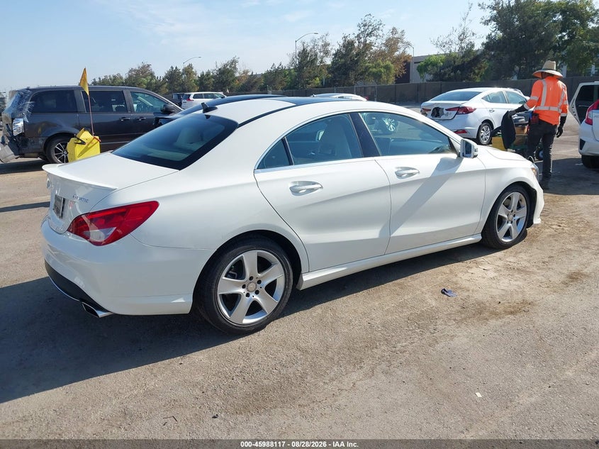 2016 MERCEDES-BENZ CLA 250 — zdjęcie 4