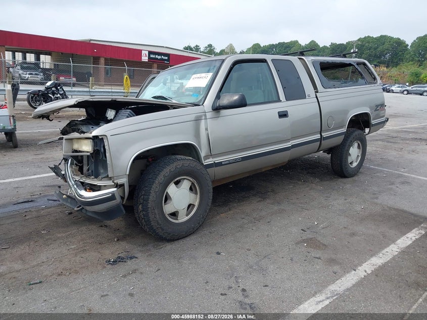1998 GMC Sierra, Front End, IAAI, VIN 1GTEK19R7WR516495 — photo 2
