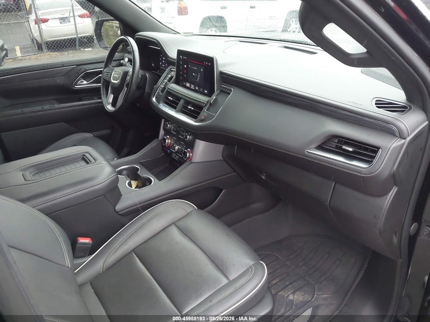 2022 GMC YUKON auction photo 5