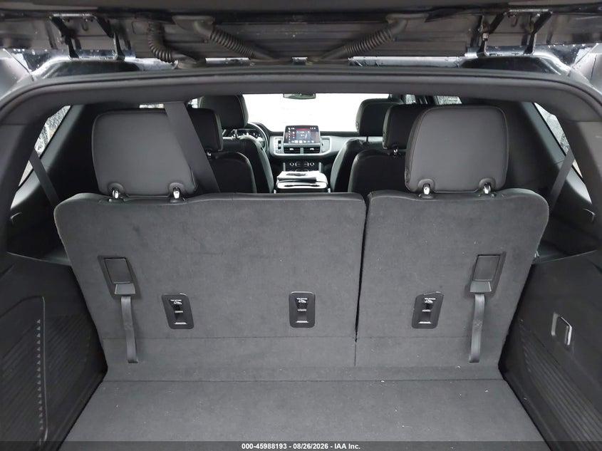 2022 GMC YUKON auction photo 6