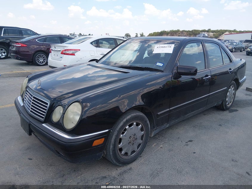 1996 MERCEDES-BENZ E auction photo 2