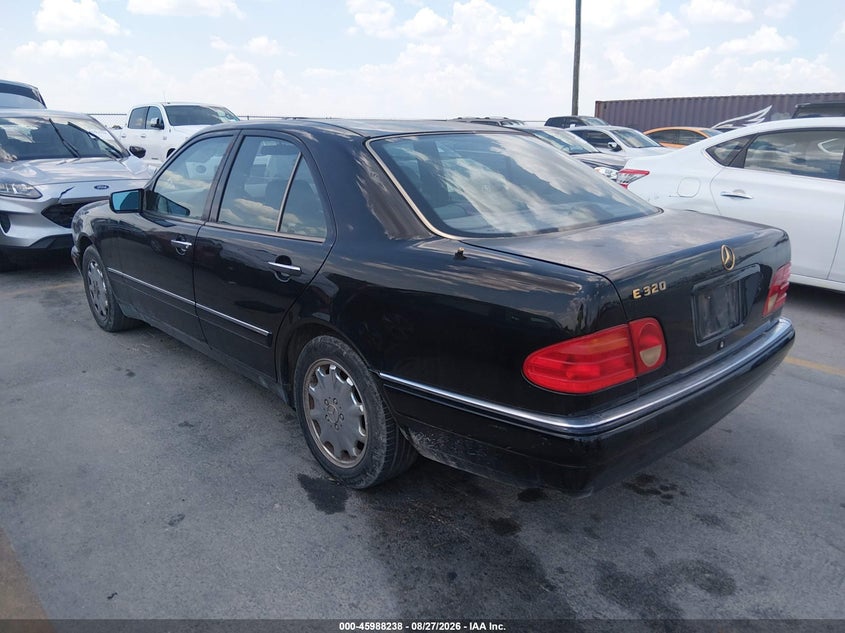 1996 MERCEDES-BENZ E auction photo 3