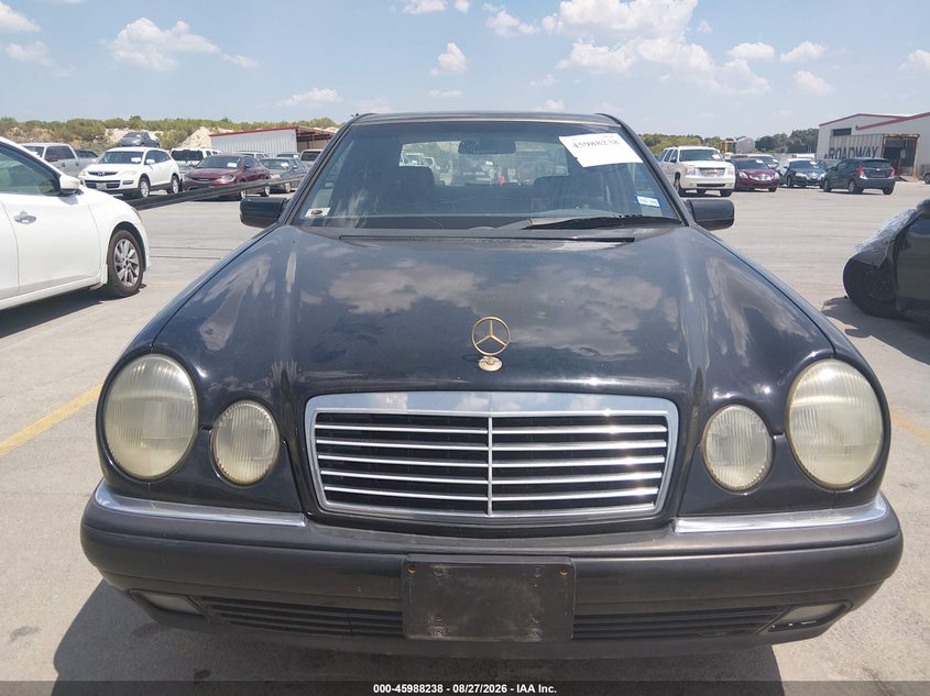 1996 MERCEDES-BENZ E auction photo 6