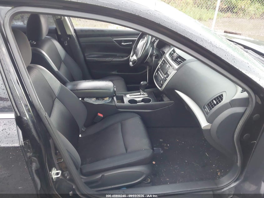 2017 NISSAN ALTIMA auction photo 5