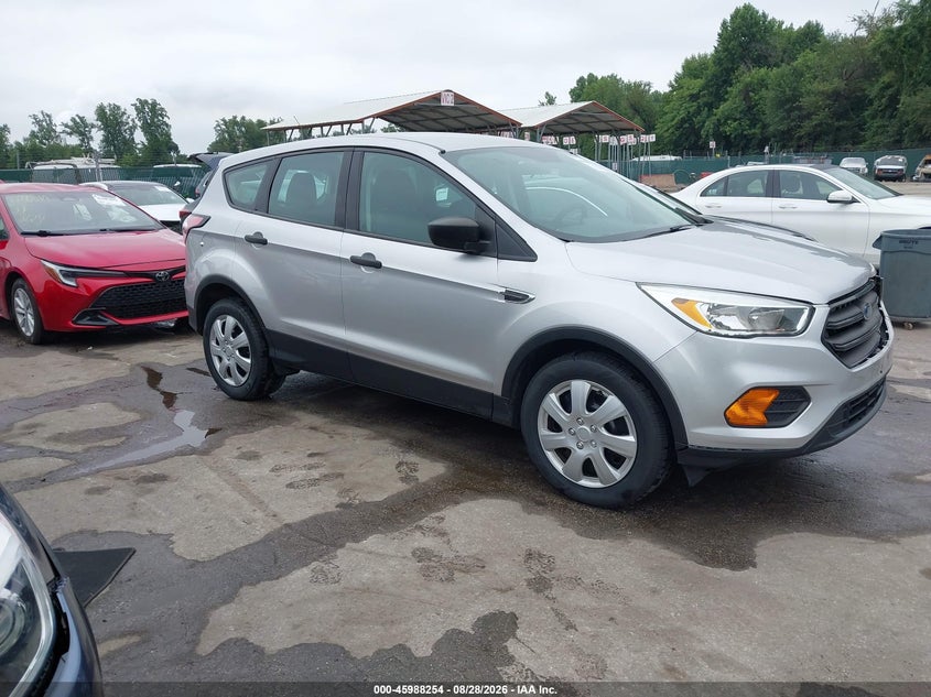 Vin: 1fmcu0f70huc19966, lot: 46487551, ford escape s 2017 img_1
