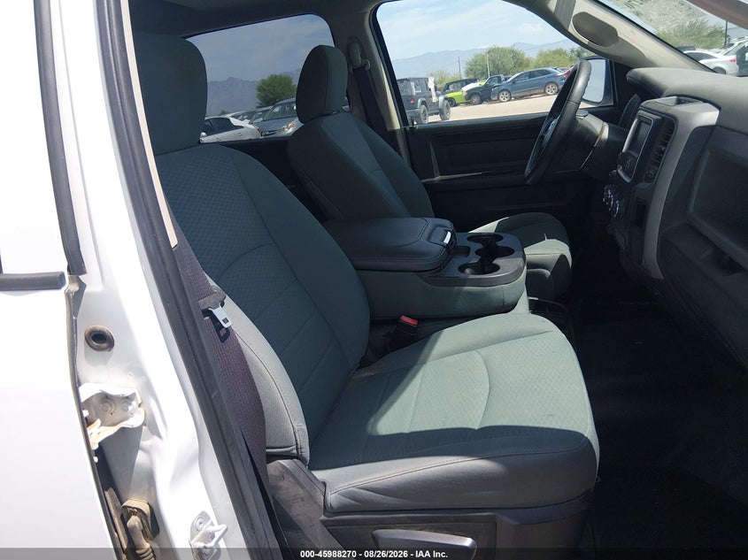 2016 RAM 1500 auction photo 5