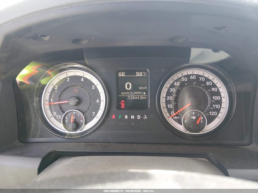 2016 RAM 1500 auction photo 7