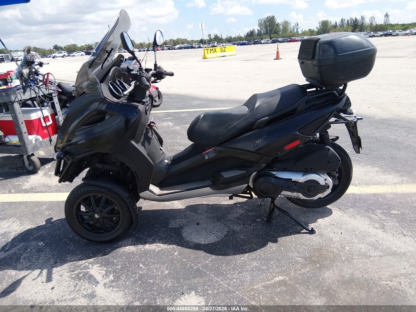 2009 PIAGGIO MP3 BIKE 1