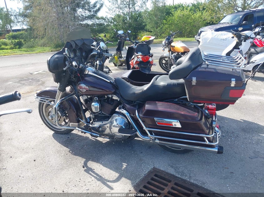 HARLEY-DAVIDSON FLHTCUI 2006
