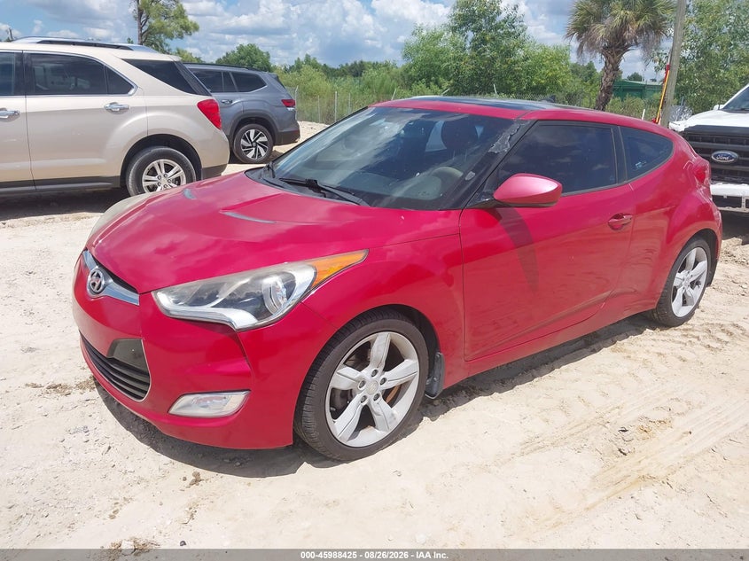 2014 Hyundai Veloster, Normal Wear & Tear, IAAI, VIN KMHTC6AD5EU185344 — photo 2
