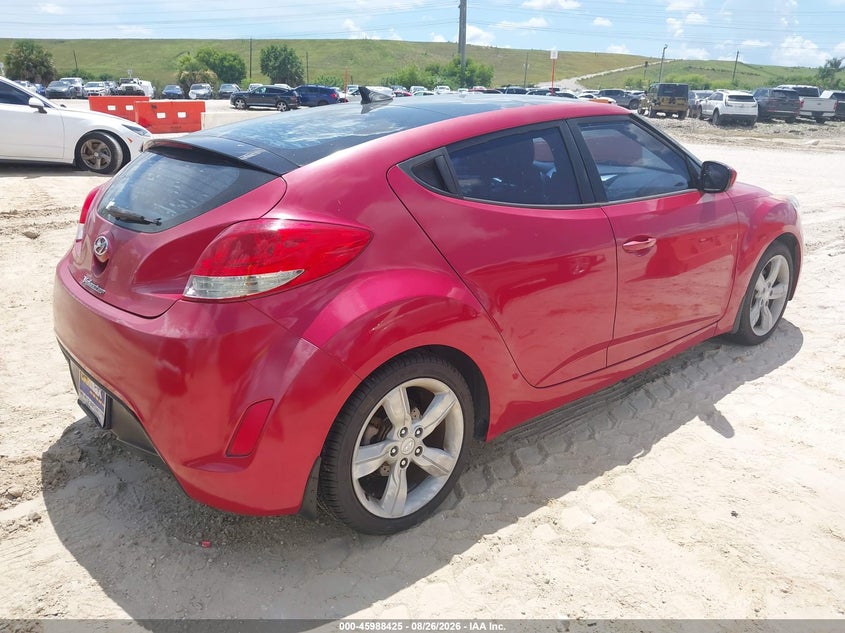 2014 HYUNDAI VELOSTER auction photo 4
